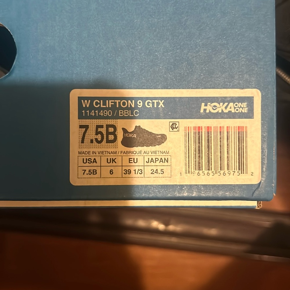 Hoka One One Mens Clifton 9 GTX Black Gym Running & Training Shoes NWOB